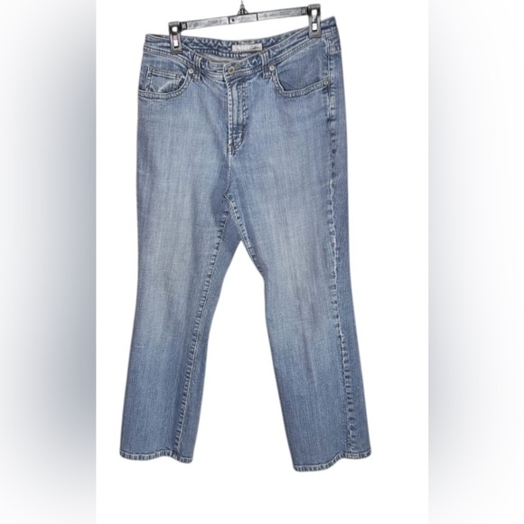 Chico’s Platinum 1.5 Short Classic Blue Women's Jeans - Picture 1 of 4